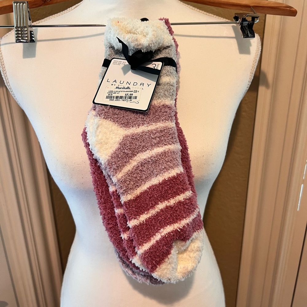 🆕 Laundry By Shelli Segal 3 Pack Fuzzy Socks